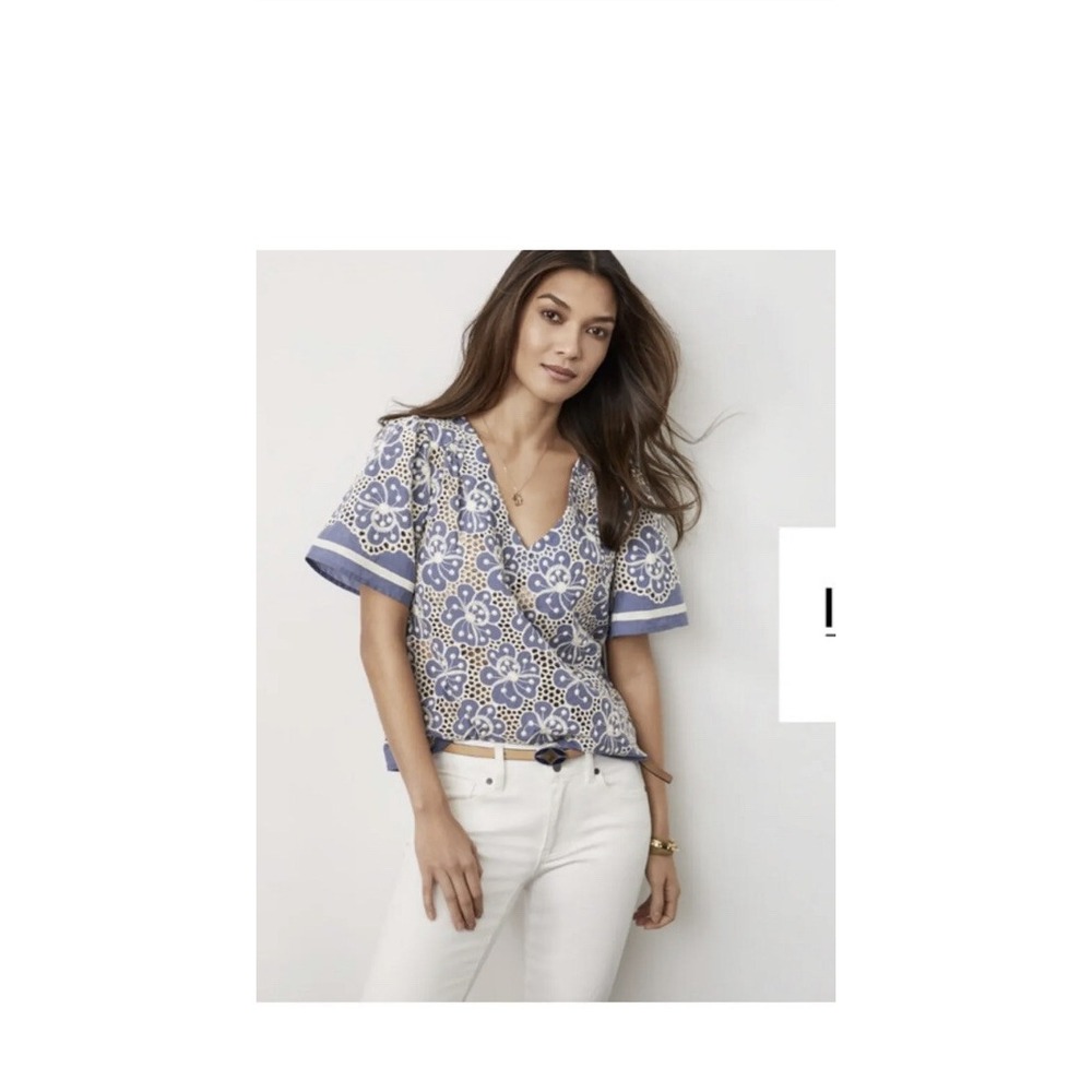 Cabi Semi Sheer Eyelet Boxy Blouse Xs 5807 Blue White Inspire Embroidered Top